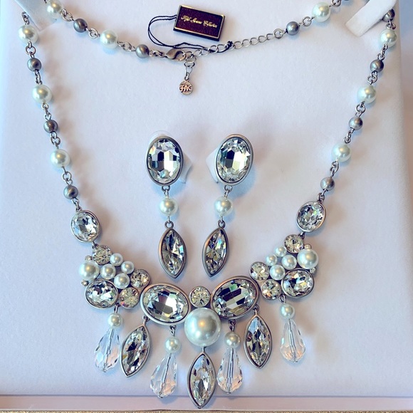 FAC Necklace and Earrings Set “Jubilee” - Picture 2 of 3